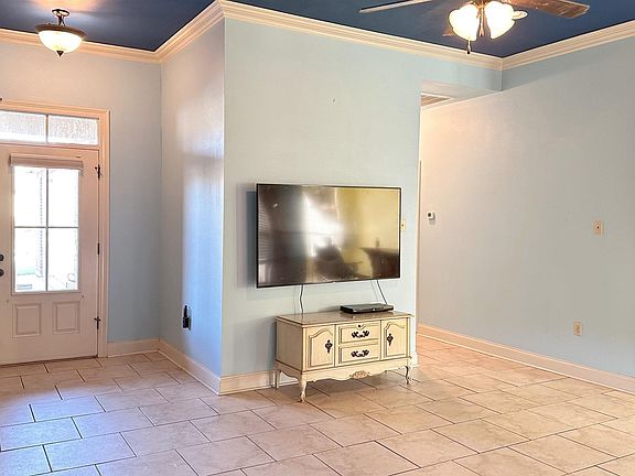 2nd image of 214 Lake Howard Ave
