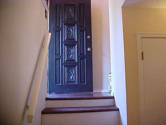 2nd image of 117 Tanglewood Dr
