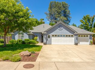 5802 Norwich Ct, Redding, CA 96003