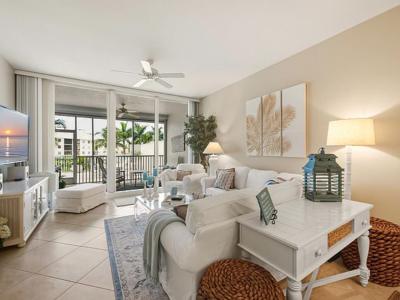 2nd image of 400 Flagship Dr APT 304