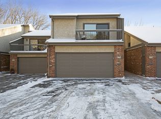 6063 Blake Ridge Rd, Edina, MN 55436