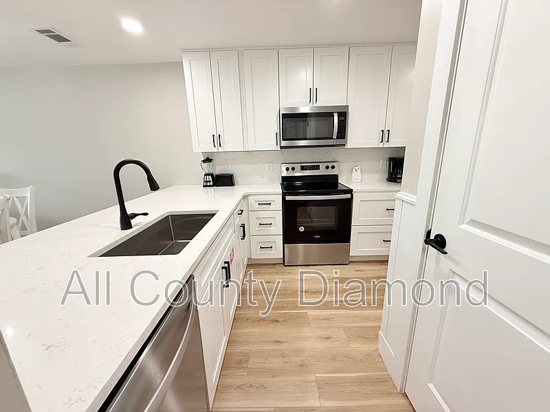 Building Photo - 520 Richard Jackson Blvd #1912