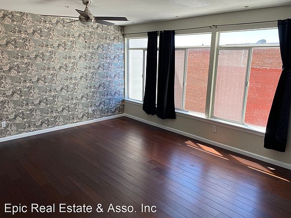 4th image of 2171 Mission St APT 402
