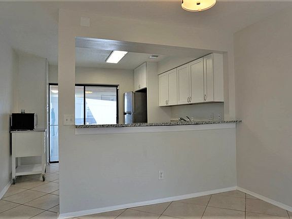 3rd image of 2771 Shadybranch Dr