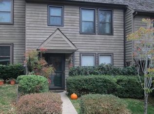 706 Exton Ct, Charlottesville, VA 22901