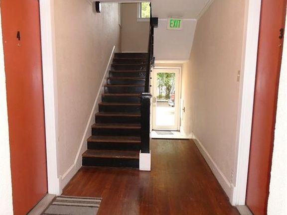 3rd image of 2309 N Fitzhugh Ave APT 2