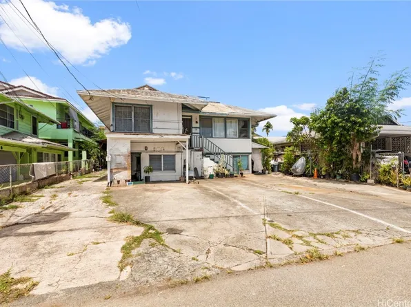 2326 Pio Pl, Honolulu, HI 96819