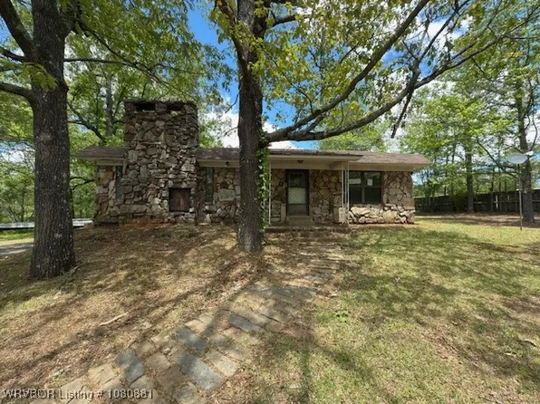 2911 Highway 71 S, Mena, AR 71953