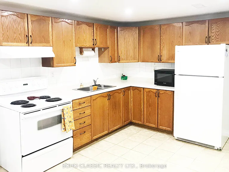 71 Belfry Dr #2 — Photo 9
