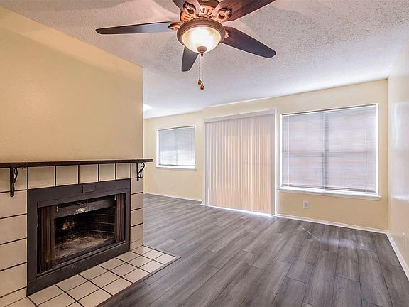 4th image of 1467 Woodhall Ct