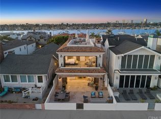 1109 E Balboa Blvd, Newport Beach, CA 92661