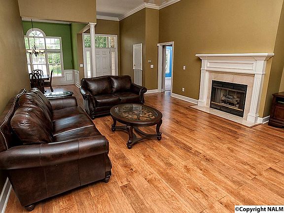 2nd image of 104 Alexandria Dr