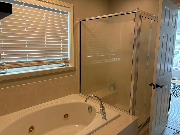 42 Branch Ln — Photo 17