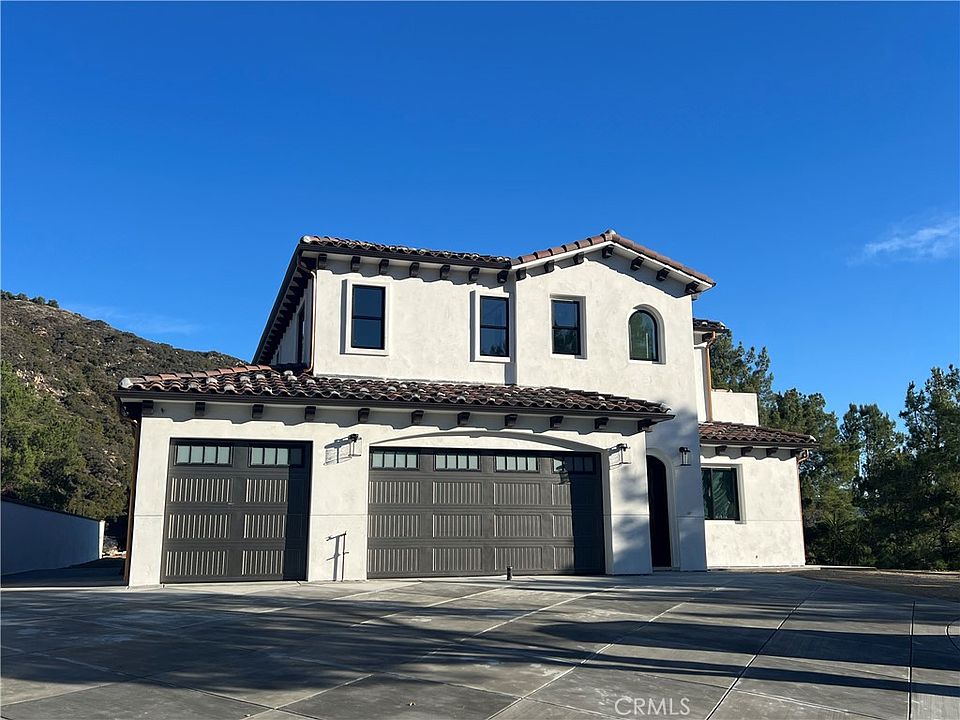 1st image of 22176 Twin Oaks Ct