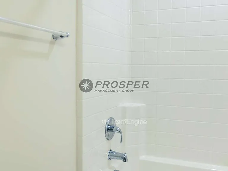 16 Jaycee Ct — Photo 9