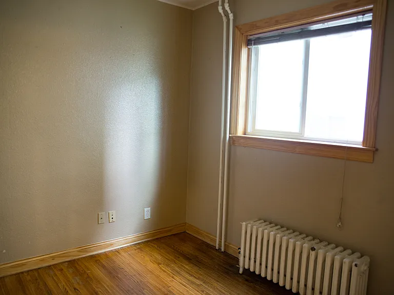 825 15th Ave SE #2 — Photo 5