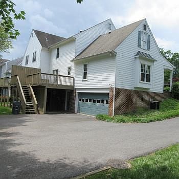 2nd image of 3395 Moubry Ln