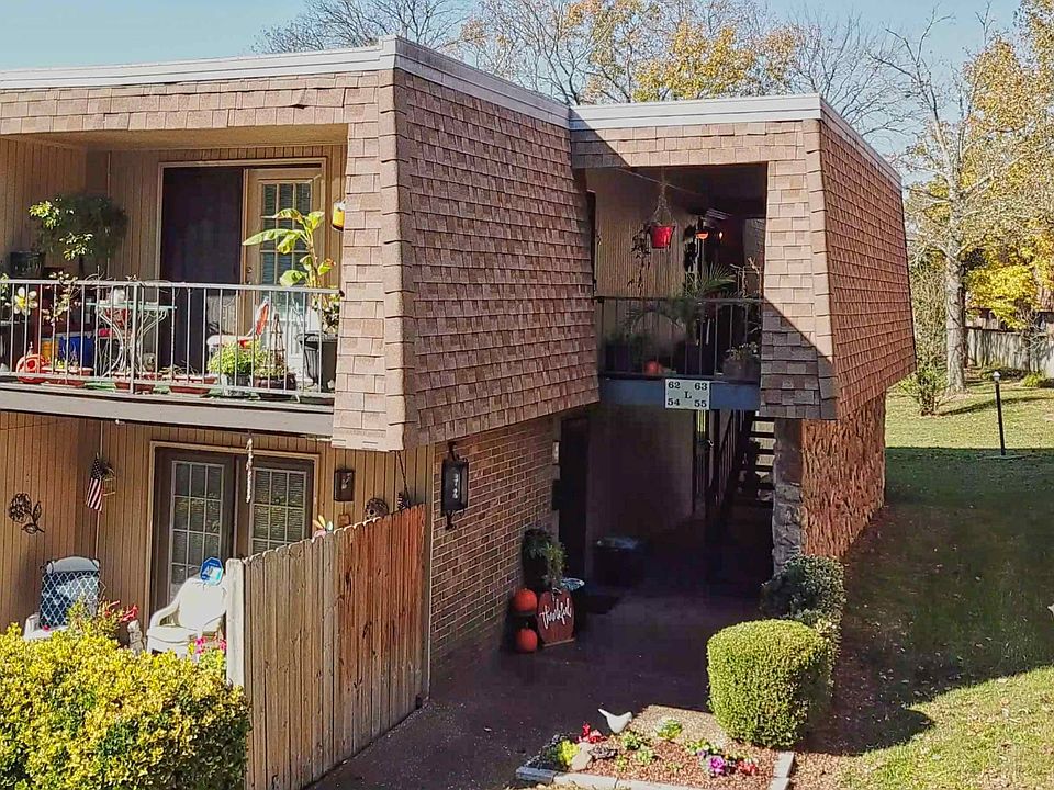 1st image of 420 Walton Ln APT L55