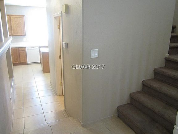 3rd image of 9539 Magnificent Ave #0