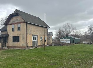 12216 Laginess Rd, La Salle, MI 48145