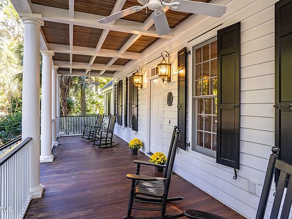 5th image of 110 Palmetto Place