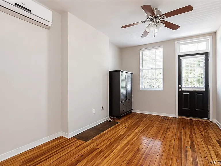 103 S Rowland St #B — Photo 13