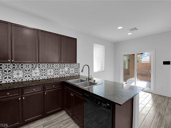 5th image of 4626 Lime Straight Dr