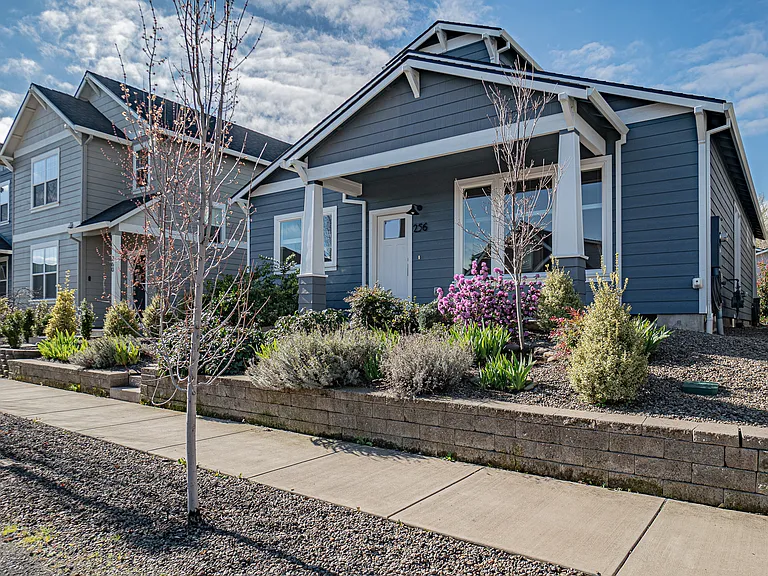 256 Rockfellow Pl — Photo 5