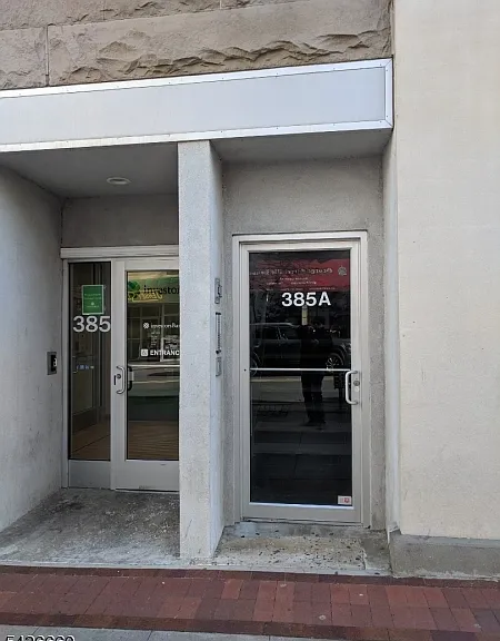 385 George St #2B — Photo 33