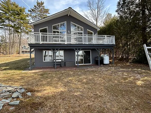203 Woodland Ave, Old Town, ME 04468