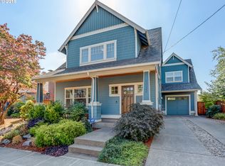 1922 SE Lambert St, Portland, OR 97202