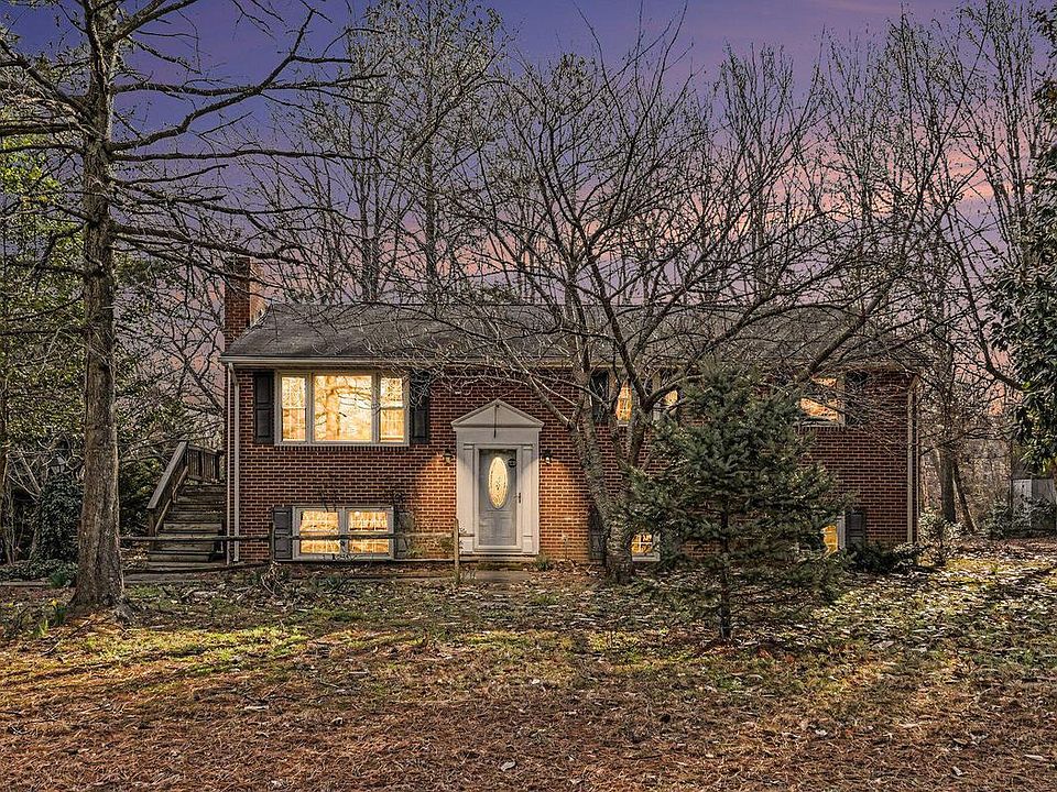 1st image of 106 Sandy Ridge Rd