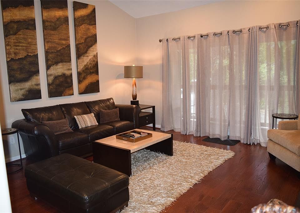 1st image of 11711 Memorial Dr APT 114