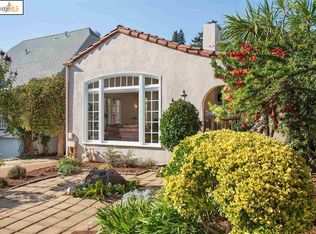 1356 Trestle Glen Rd, Oakland, CA 94610