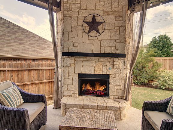 3rd image of 4936 Grinstein Dr