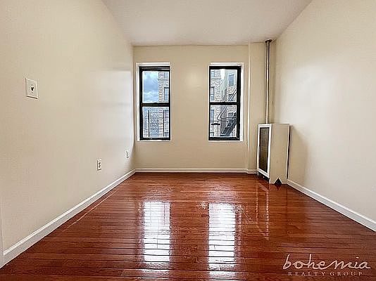 4th image of 150 W 140th St #44