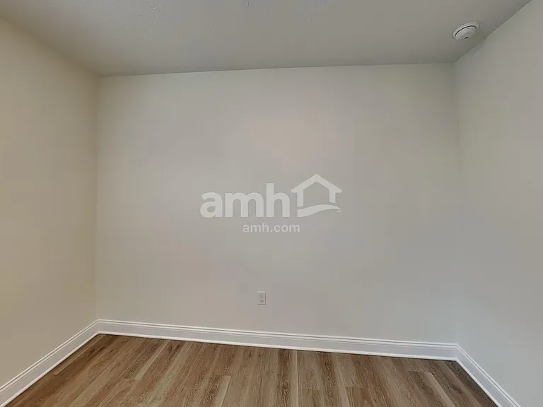 3735 Center Cove Ln — Photo 23