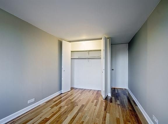 5th image of 444 W Fullerton Pkwy APT 900