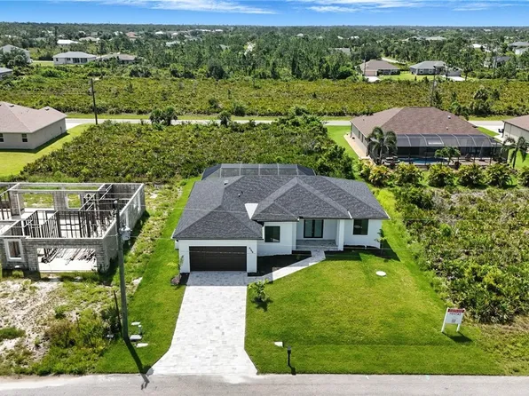 8348 Walden St, Port Charlotte, FL 33981