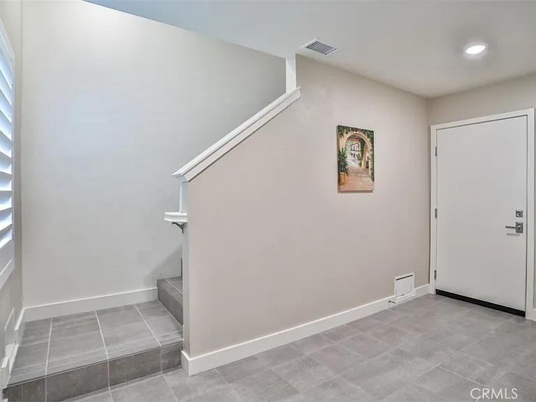 3318 Doheny Way — Photo 53