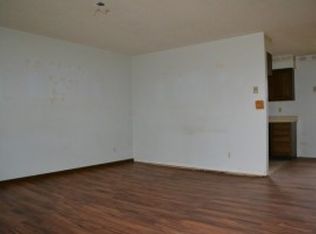 5165 N Creasy Springs Rd #R, Columbia, MO 65202