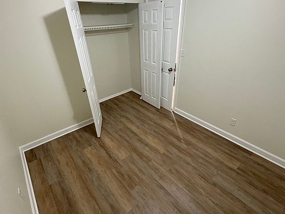 4th image of 1012 N Wood St #1012