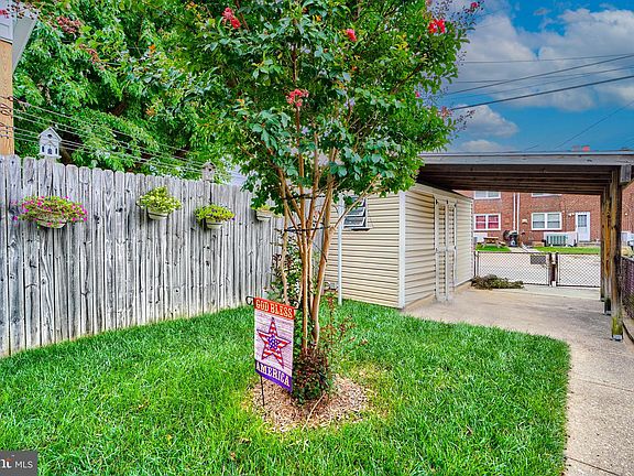 4th image of 7865 Saint Monica Dr