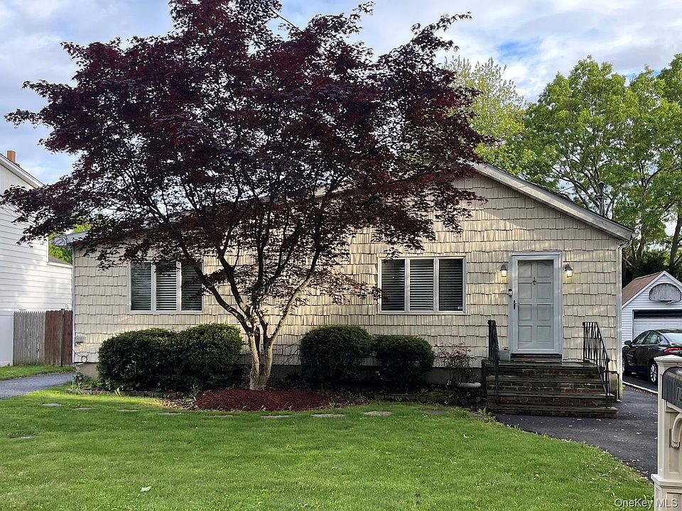1st image of 13 Reinhart Court