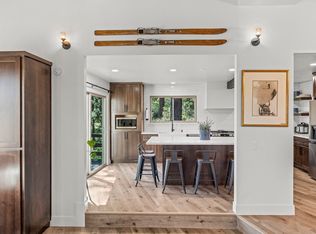 12689 Sierra Dr E, Truckee, CA