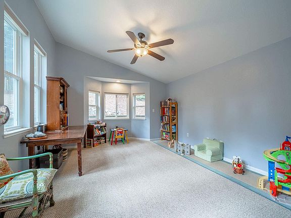 5th image of 22536 Little John Dr