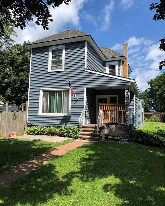 1st image of 121 East Ave