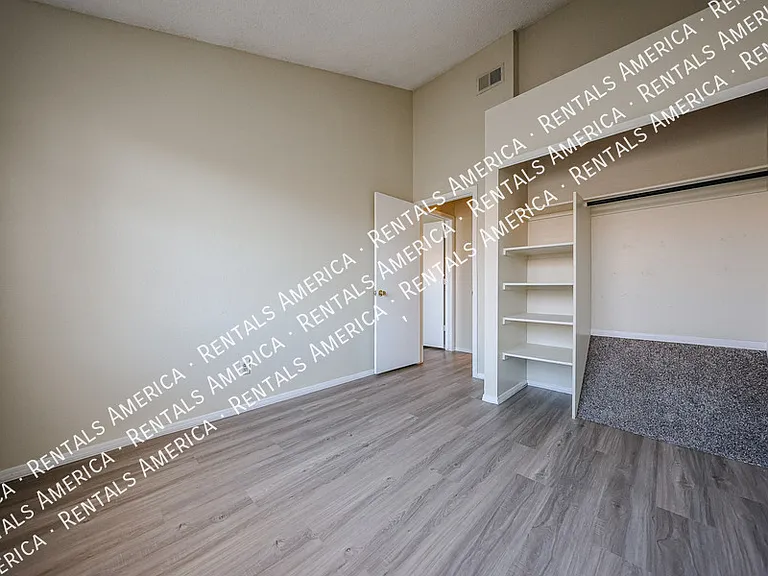 3921 W Ivanhoe St #176 — Photo 32