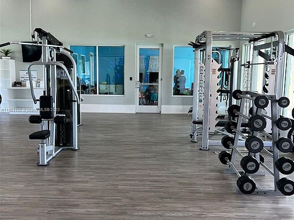 5th image of 505 Boracay City In The Est #Of