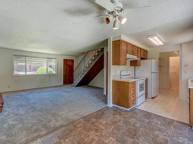 3425 Arrowhead St — Photo 5